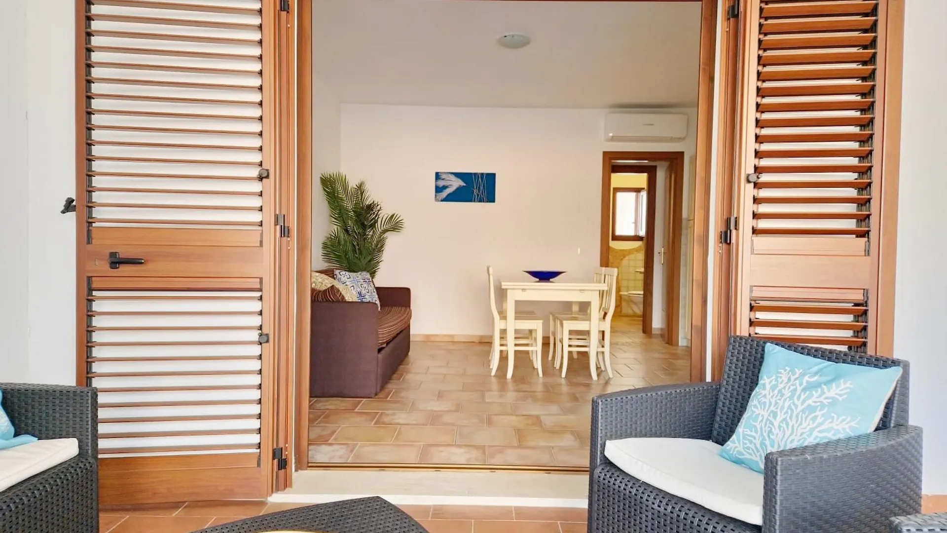 Dommos - Melodie Apartments Cala Liberotto Italy